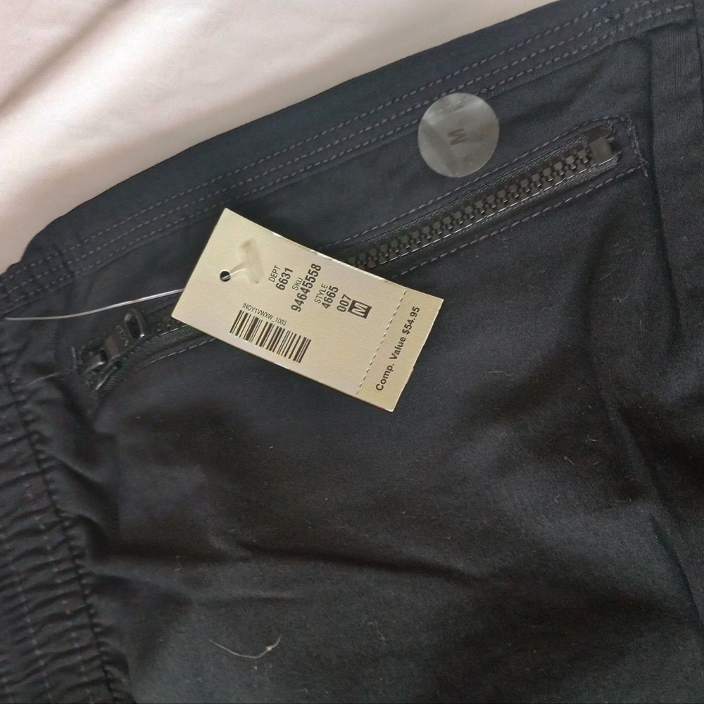 Aeropostale utility short